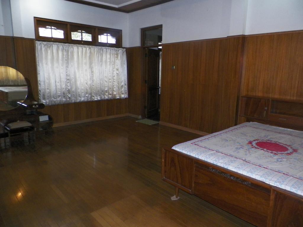 Rumah Utama Guest House Yogyakarta Room photo